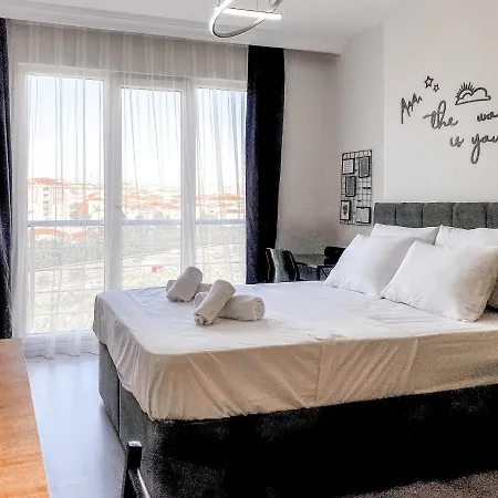 Studio With View In Atasehir *